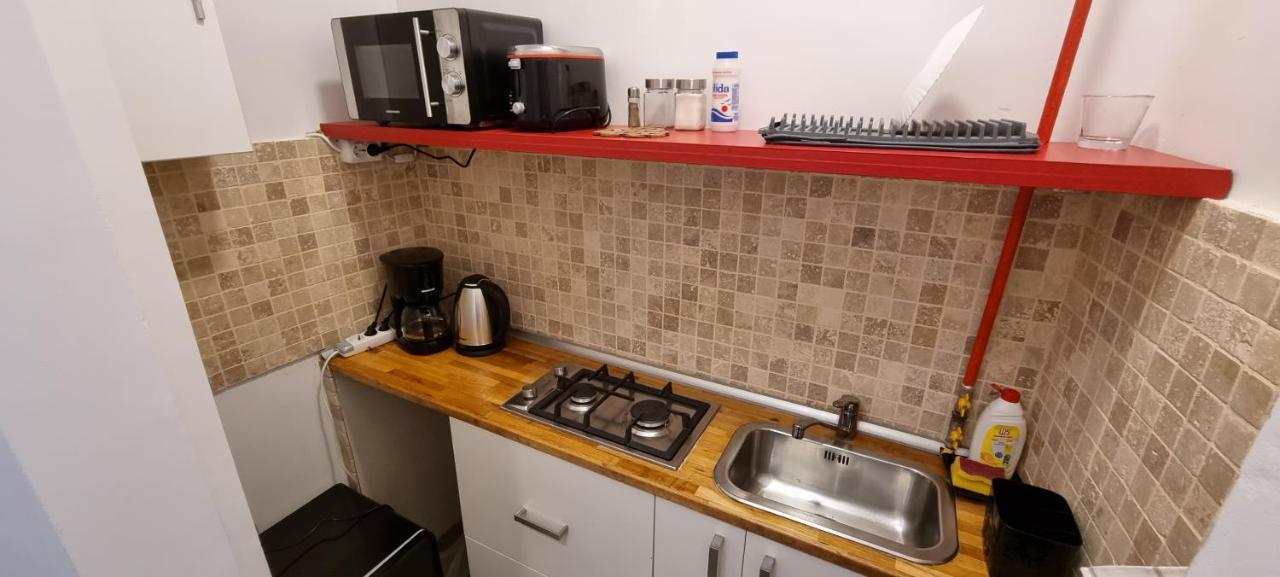 Apartamento Alt Studio Bucarest Exterior foto