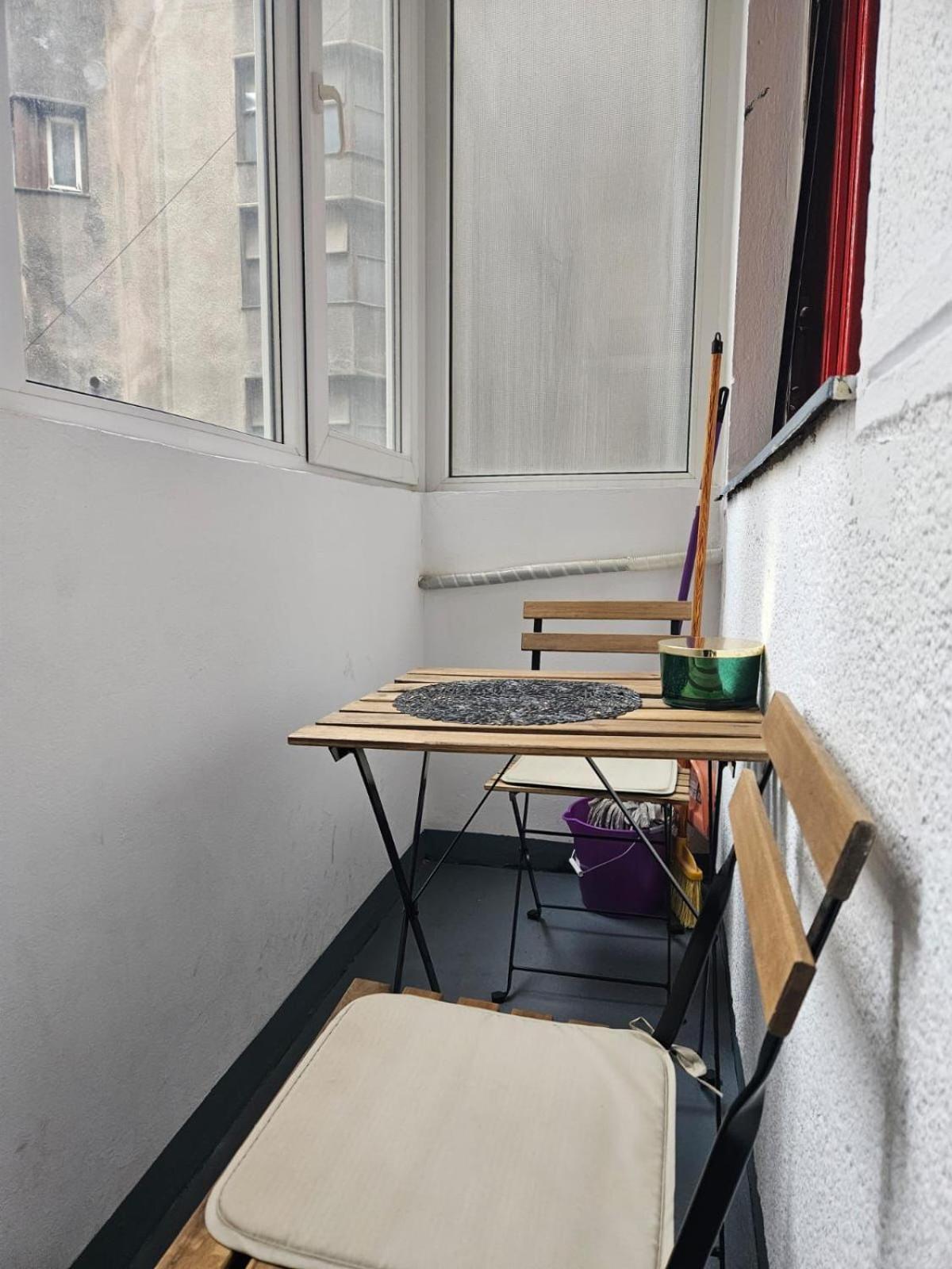 Apartamento Alt Studio Bucarest Exterior foto